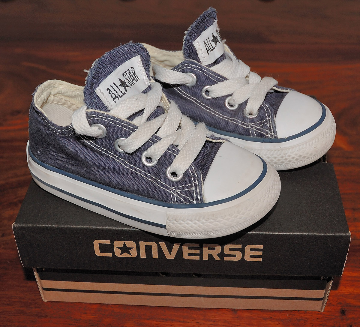 infant converse shoes